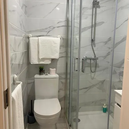 Porbalio Oporto & Maia Center #1 3*